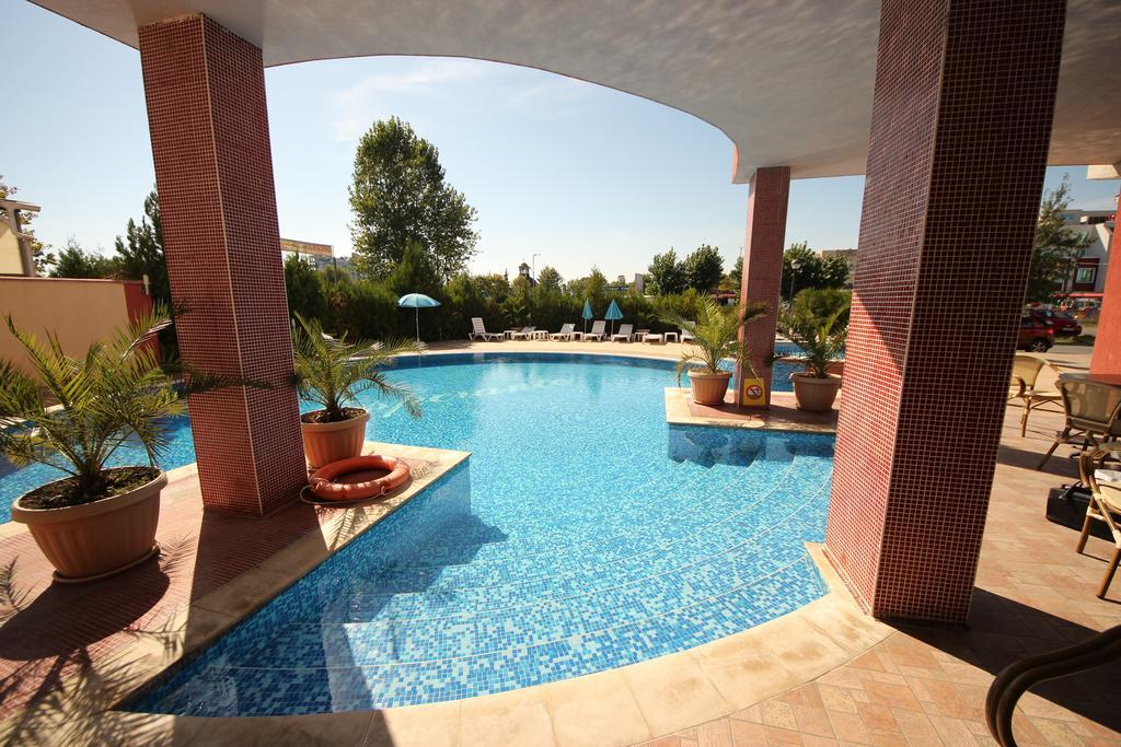 Menada Apartments In Sunny Beach Exterior foto