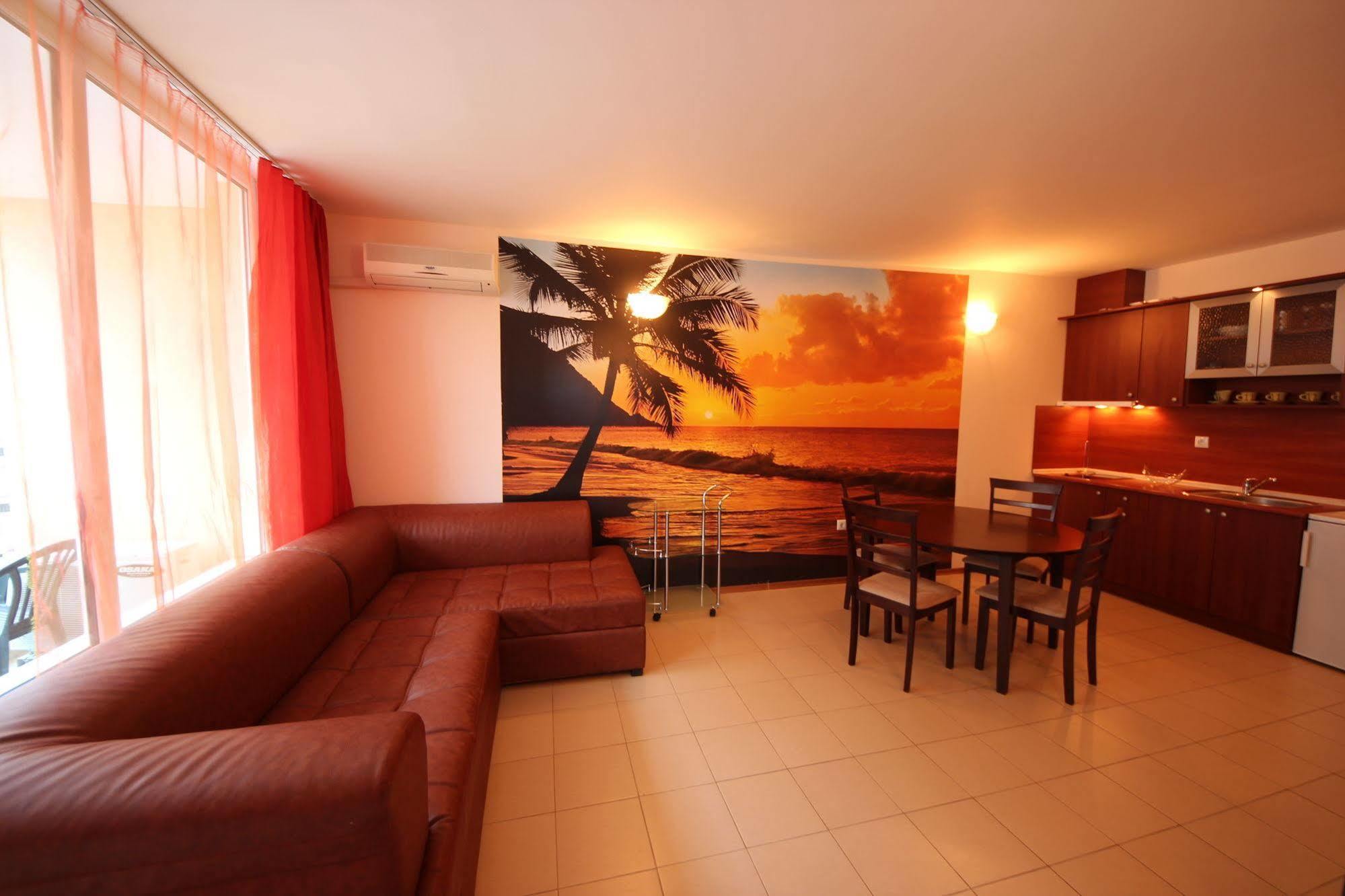 Menada Apartments In Sunny Beach Exterior foto